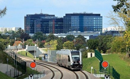 Kompleks Alchemia w Gdańsku - widok od strony kolei metropolitarnej