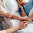 Szpitale bezprawnie ograniczają odwiedziny pacjentów