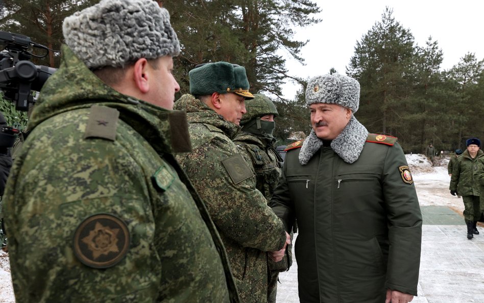 Białoruski reżim rozpycha się w sieci