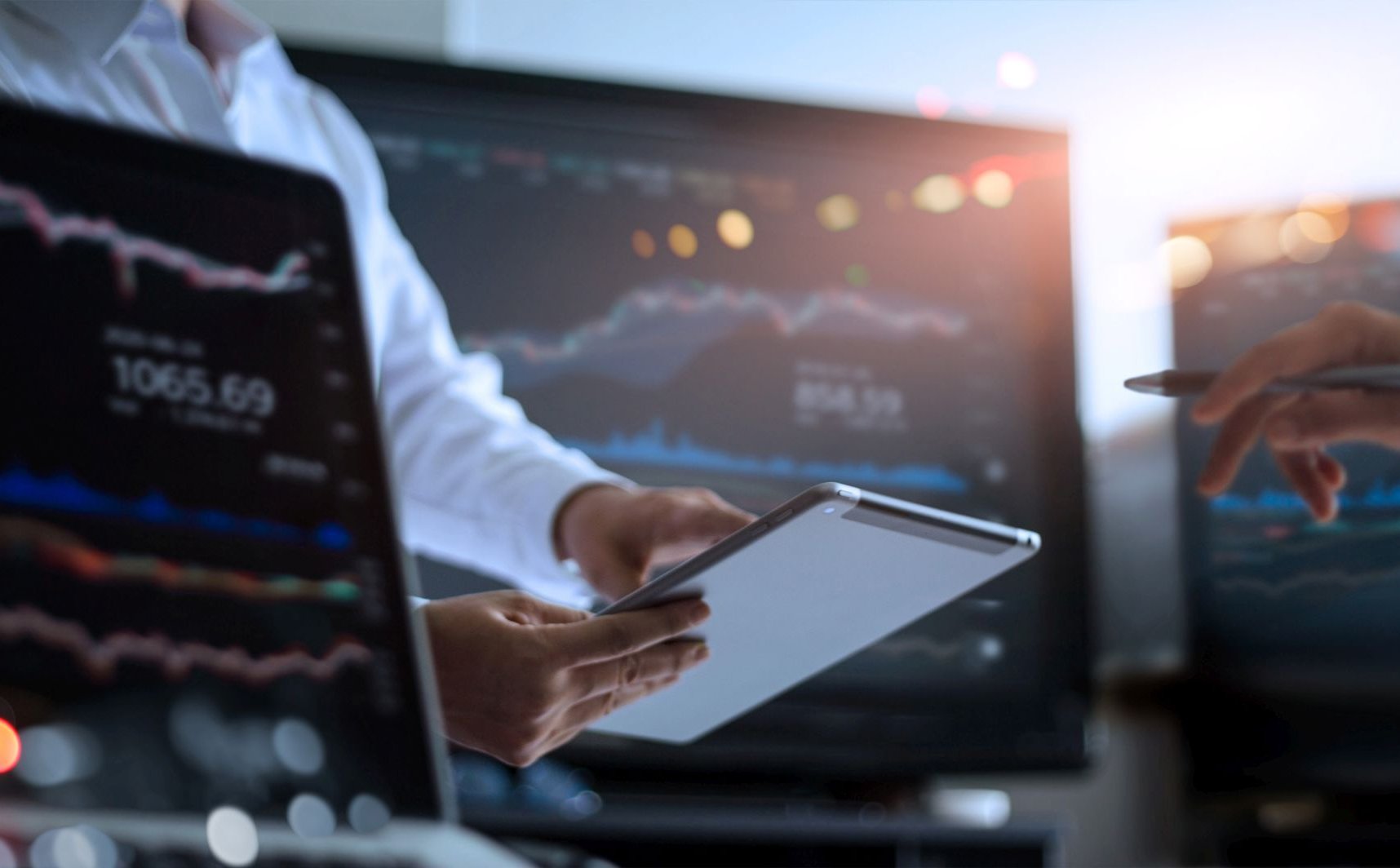 Maklerzy liczą na OKI, start systemu WATS i ruch w IPO