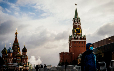 Rosja: Maski ochronne podrożały 35 razy
