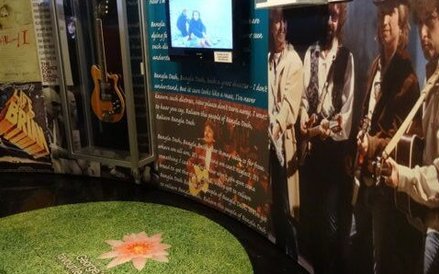 George Harrisson w The Beatles Story