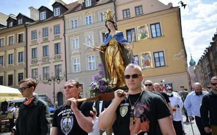 Procesja z Najświętszym Sakramentem z okazji Uroczystości Najświętszego Ciała i Krwi Chrystusa na ul