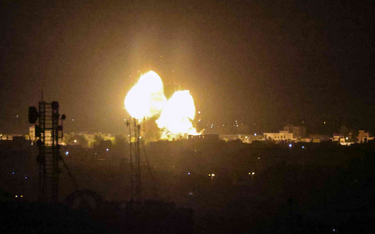 Eksplozje w rejonie miasta Rafah po izraelskim ataku
