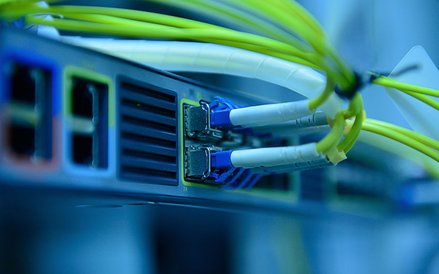 Najlepiej zrobić to zaraz po uruchomieniu routera. Możesz skorzystać z kreatora znajdującego się w j