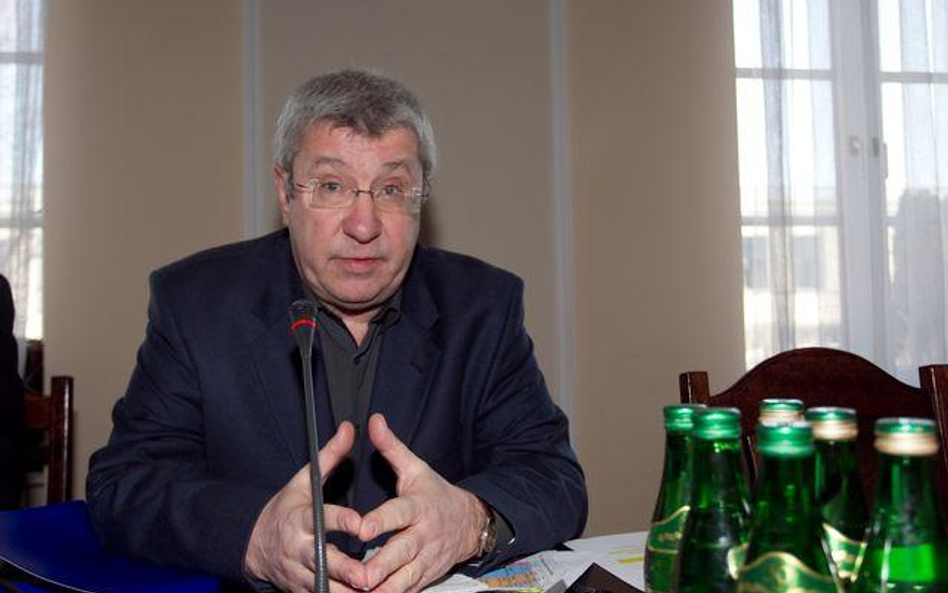Jan Dworak ma pomagać w przygotowaniu prezydenckiego projektu ustawy