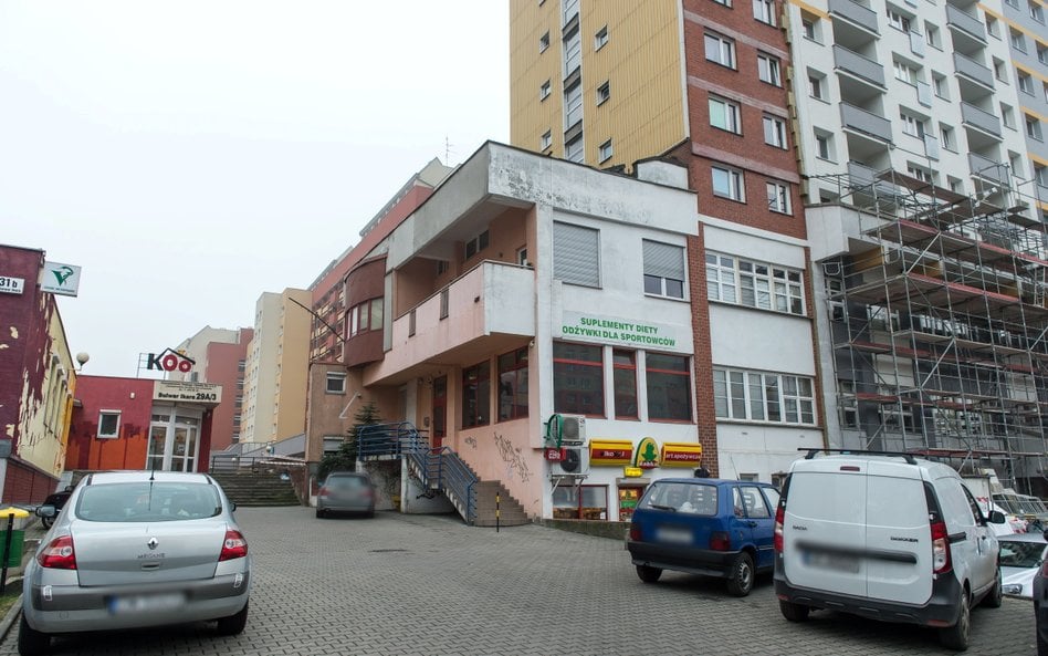 Wynajem lokali użytkowych przez spółdzielnię – na co zwrócić uwagę