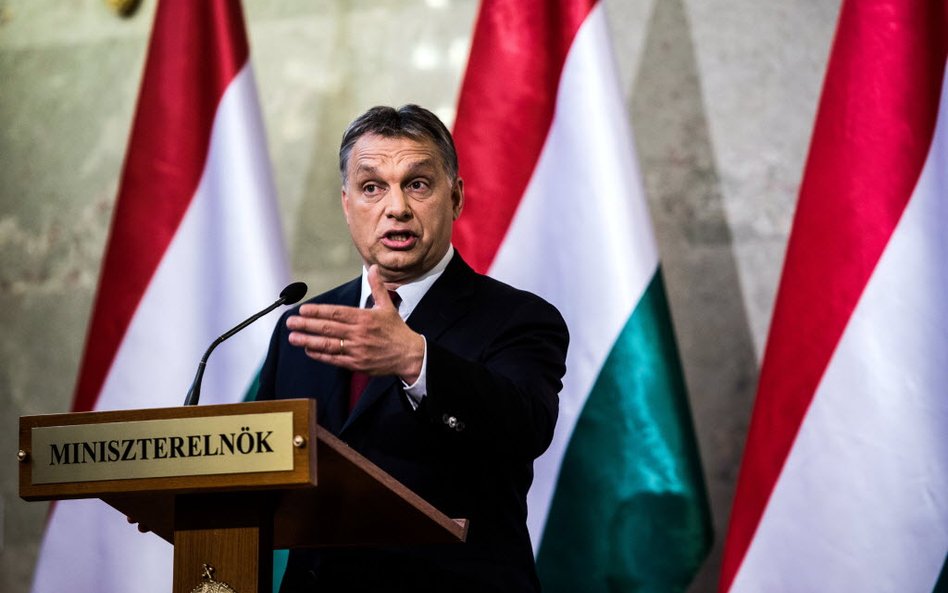 Orban zamienia długi we frankach na kredyty w forintach