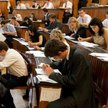 Już w marcu kandydaci na przyszłych adwokatów i radców przystąpią do egzaminu zawodowego