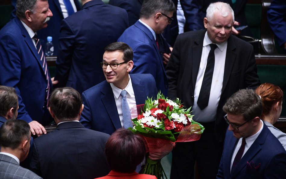 Mateusz Morawiecki może zrezygnować z wygłaszania exposé i nic mu za to nie grozi. Na zdjęciu premie