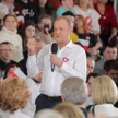 Premier Donald Tusk podczas otwartego spotkania w Morągu