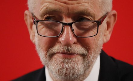 Corbyn: Tajne rozmowy rządu z USA. Służba zdrowia na sprzedaż