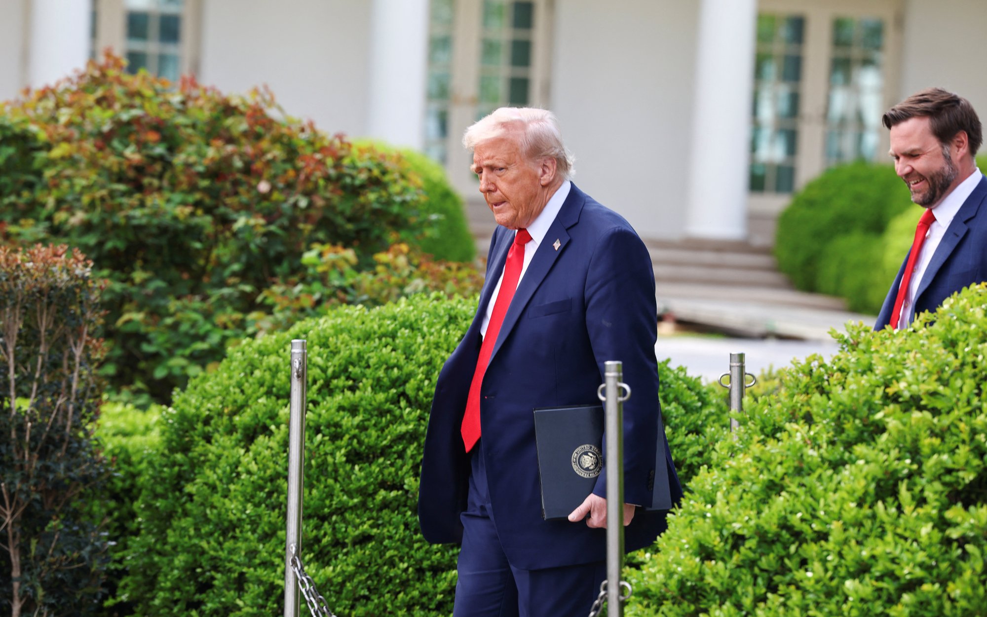 Doradcy naciskają na Trumpa. Oczekują zmiany podejścia do Rosji