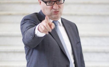 Minister sprawiedliwości Marek Biernacki uważa, że każdemu zagrożonemu świadkowi w procesie karnym n
