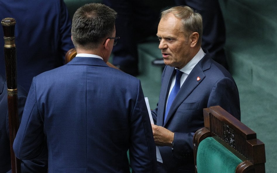 Szymon Hołownia stawia Donalda Tuska pod ścianą. Cztery scenariusze dla koalicji
