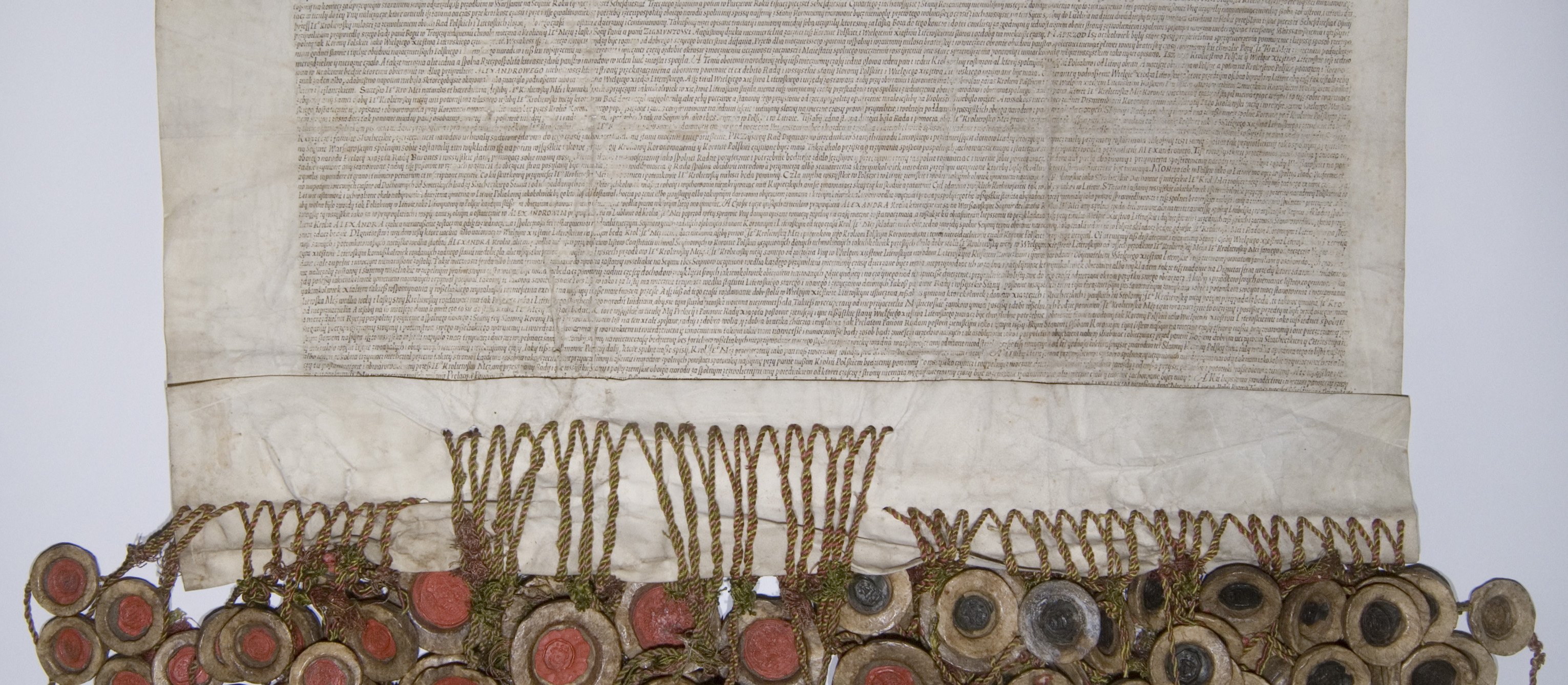 Gdzie zaginęły bezcenne dokumenty Rzeczypospolitej? Trop urywa się w Watykanie