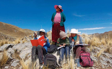 Zdalne nauczanie w peruwiańskich Andach