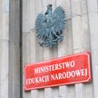 Ministerstwo Edukacji Narodowej nie zakończyło jeszcze prac nad rozwiązaniami związanymi z przedmiot