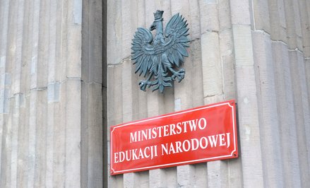 Ministerstwo Edukacji Narodowej nie zakończyło jeszcze prac nad rozwiązaniami związanymi z przedmiot