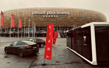 W Gdańsku powstał czasowy pop-up store Tesli