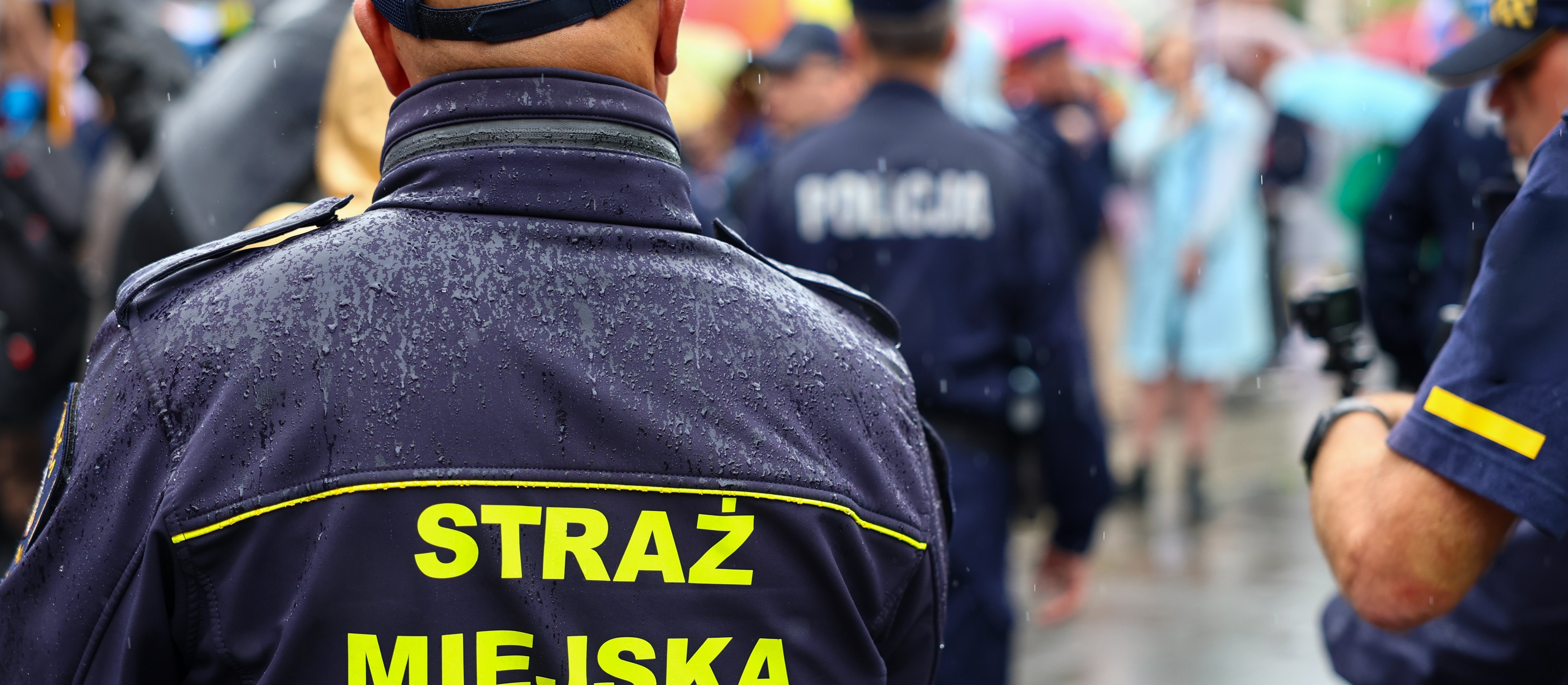 Straż miejska żąda danych właściciela numeru telefonu. W sprawie zapadł wyrok NSA