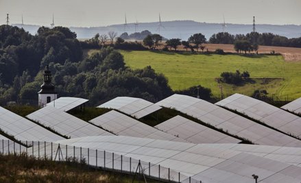 Moc instalacji fotowoltaicznych w Polsce to 11 GW. To wciąż jeszcze instalacje prosumenckie, wkrótce