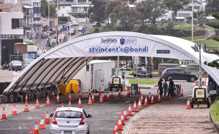 Mobilny punkt testowania na obecność koronawirusa w Sydney