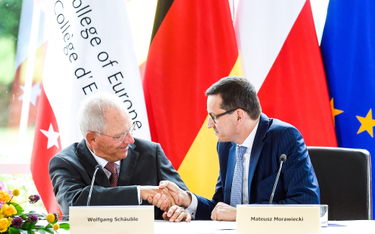 Wolfgang Schäuble i Mateusz Morawiecki podczas debaty o przyszłości Europy w Warszawie, 25 czerwca 2