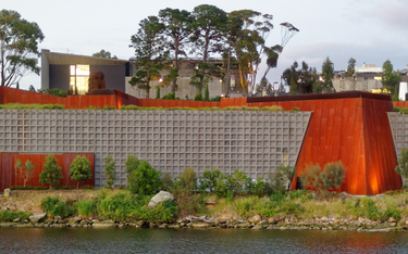 Muzeum Sztuki Dawnej i Nowej (MONA) w Hobart na Tasmanii to to największa prywatna instytucja tego t