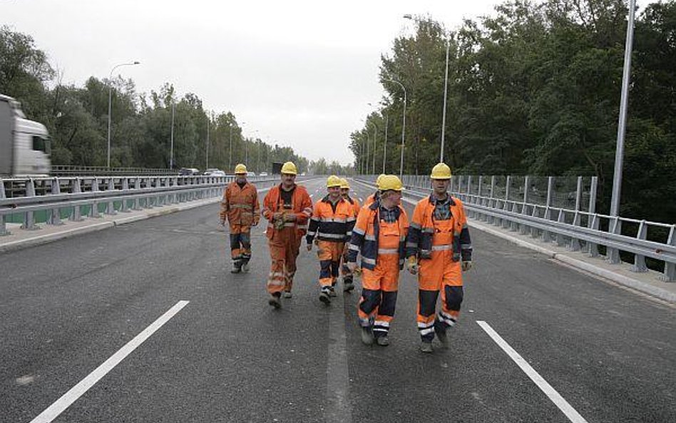 GDDKiA żąda od wykonawcy planu naprawy wadliwego krajowej "7"