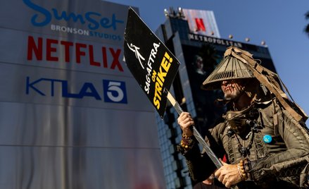 Demonstracja zwolenników SAG-AFTRA przed siedzibą Netfliksa w Los Angeles.