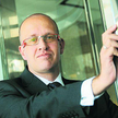 Witold Jesionowski, prezes Gino Rossi, zakłada utrzymanie kontroli nad zależną spółką Simple po zako