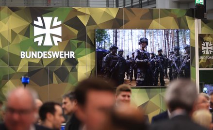 Niemcy chcą wydawać więcej na obronę. Potrzebują zgody Brukseli