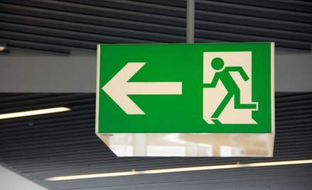 Obowiązki BHP najemcy: Prowadzący hotel musi zapewnić bezpieczeństwo pożarowe