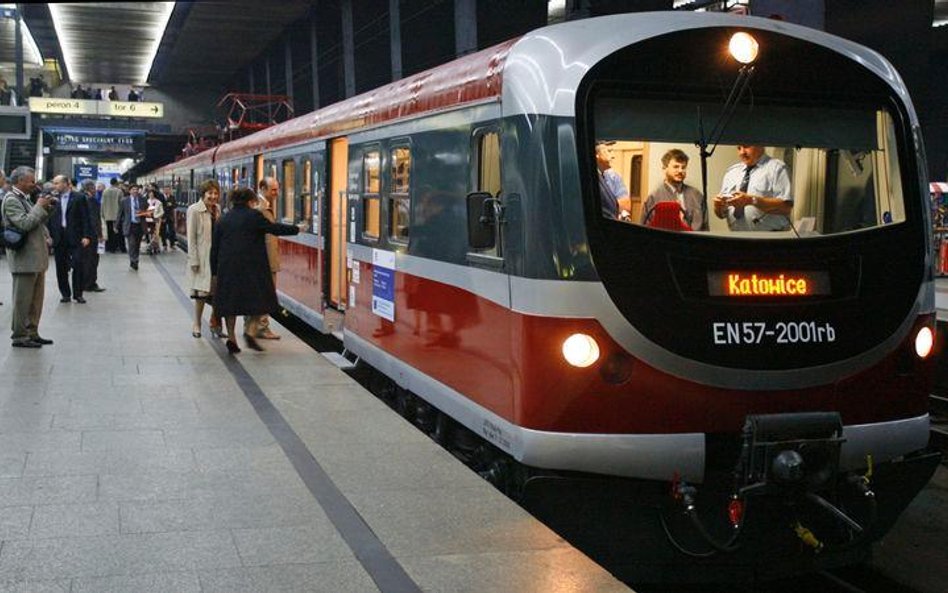 Pociąg Przewozów Regionalnych do Katowic