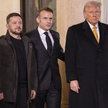 Wołodymyr Zełenski, Emmanuel Macron i  Donald Trump opuszczają Pałac Elizejski w Paryżu