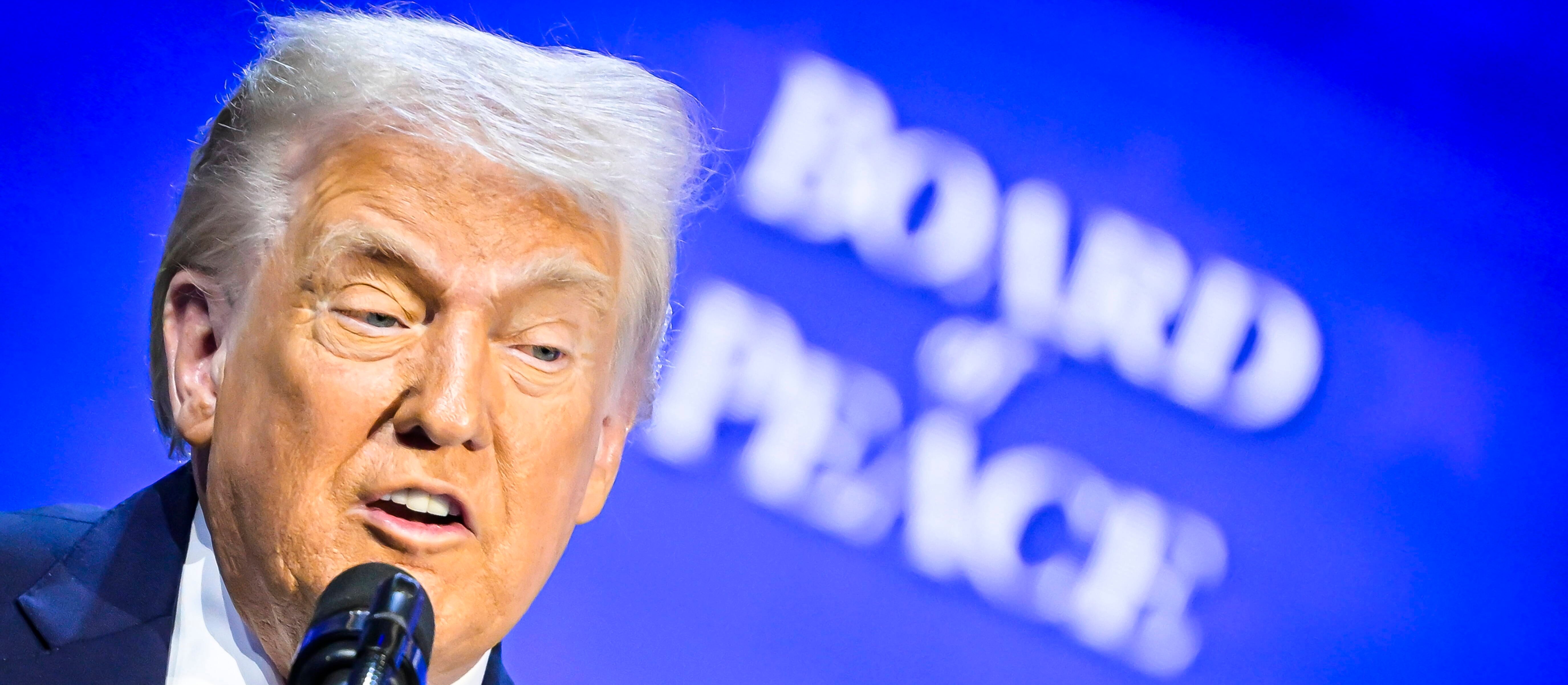 Cezary Szymanek: Europe in the Shadow of Donald Trump. The paradox of Davos 2026