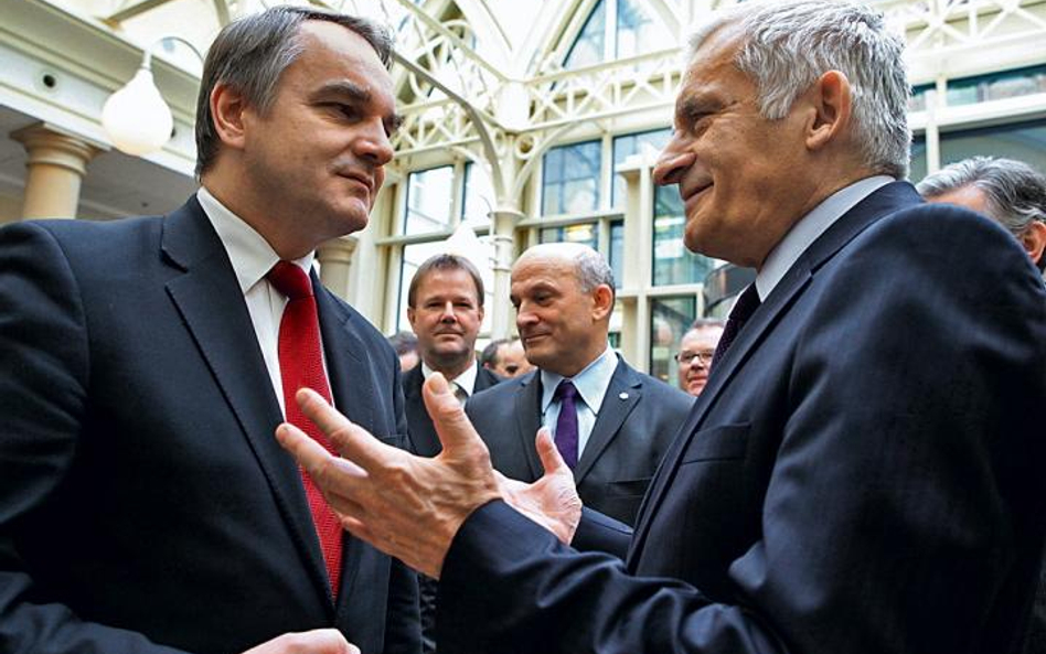 Energetyczne spotkanie na szczycie. Na zdjęciu szef Parlamentu Europejskiego Jerzy Buzek i wicepremi