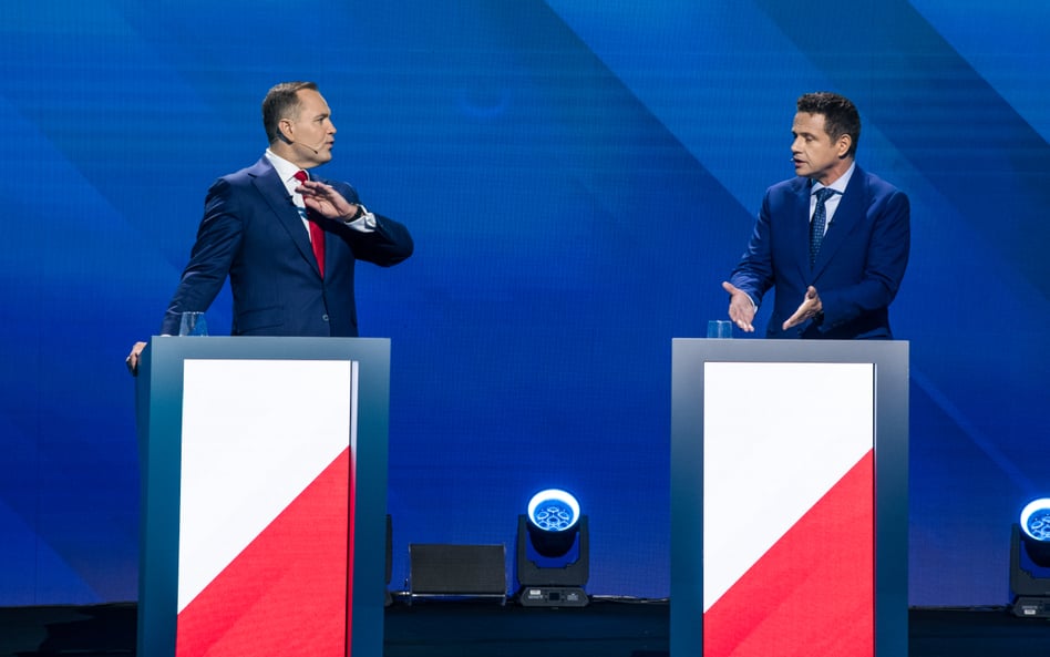 Karol Nawrocki i Rafał Trzaskowski podczas debaty kandydatów na prezydenta RP