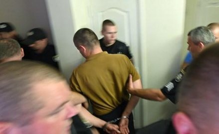 Zatrzymani policjanci w kijowskim sądzie