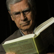 Kazimierz Orłoś (ur. 1935), jeden z najważniejszych prozaików polskich ostatnich 50 lat. Autor liczn