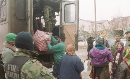 MSWiA zmienia przepisy dotyczące ośrodków dla uchodźców, bo spodziewa się dużego napływu nielegalnyc