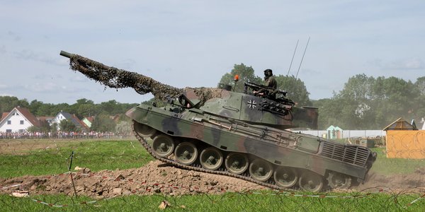 Spółki zbrojeniowe tracą na giełdach w II kwartale 2025 r. Zapowiedzi bez pokrycia