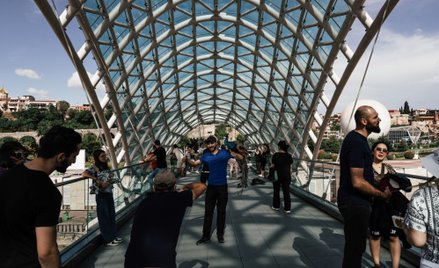 Tbilisi. Do Gruzji uciekają Rosjanie i Ukraińcy