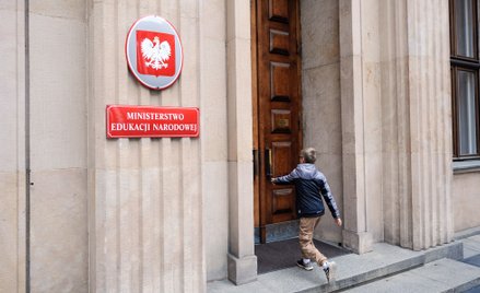 Ministerstwo Edukacji Narodowej wycofuje się z kontrowersyjnego pomysłu