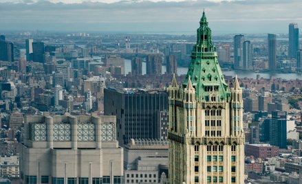 Woolworth Building w Nowym Jorku przez 17 lat był najwyższym budynkiem świata