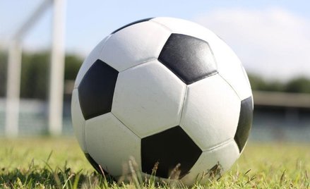 Włochy: Piłkarz kazał kobiecie prasować, odpocznie od sportu