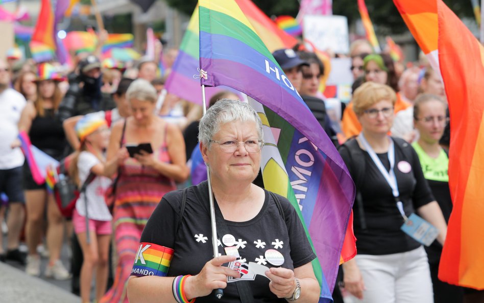 Aktywistka Katarzyna Augustynek, znana jako Babcia Kasia (na zdjęciu), tuż przed świętami została sk