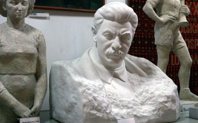Rosjanie: Stalin najwybitniejszą postacią w historii świata. Putin drugi