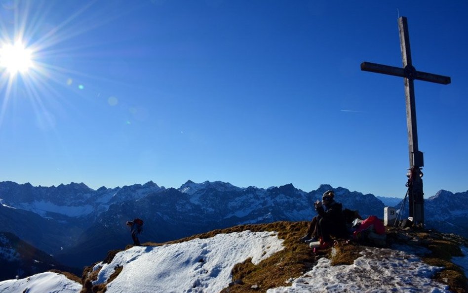 Austria: Trzy próby ścięcia krzyża na pograniczu niemiecko-austriackim